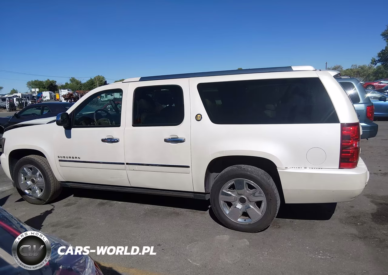 2010 Chevrolet Suburban 1500 Ltz VIN:1GNUKKE37AR275279 - 14