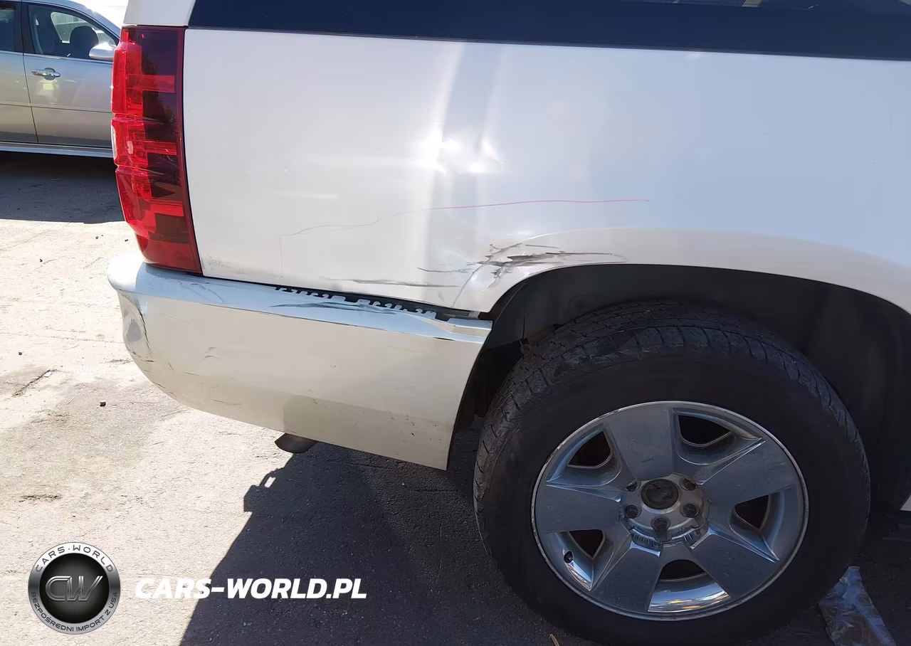 2010 Chevrolet Suburban 1500 Ltz VIN:1GNUKKE37AR275279 - 19