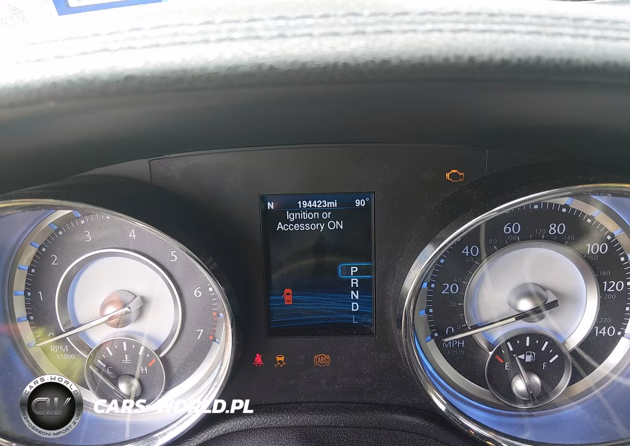 2014 Chrysler 300 VIN:2C3CCAAG5EH119546 - 7