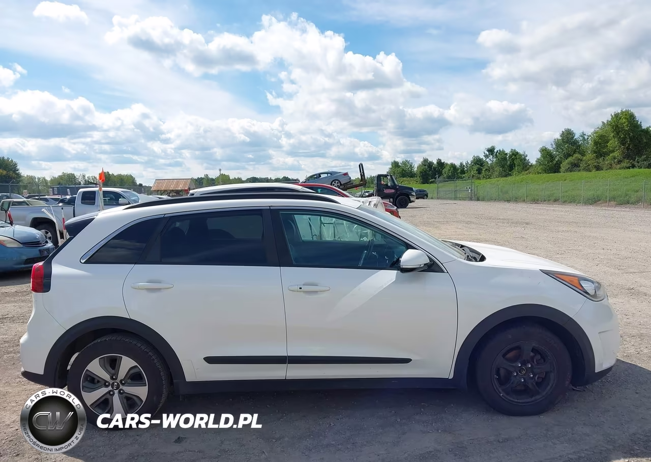 2017 Kia Niro Ex VIN:KNDCC3LC0H5076313 - 13