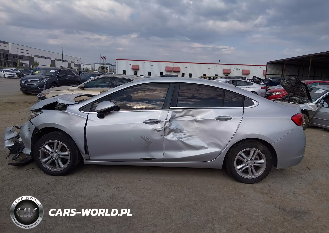 2018 Chevrolet Cruze Lt Auto VIN:1G1BE5SM2J7226095 - 14