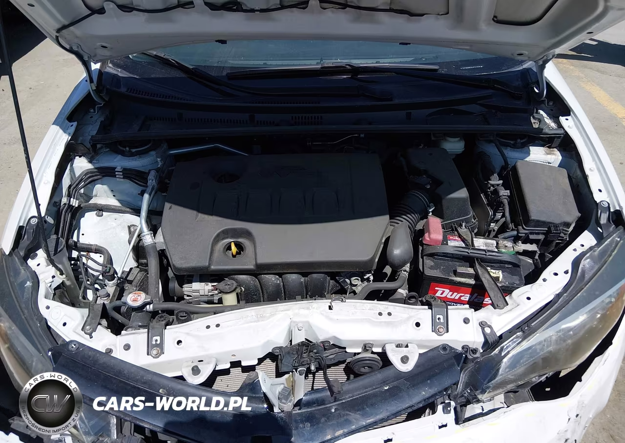2018 Toyota Corolla Le VIN:5YFBURHE9JP742826 - 10