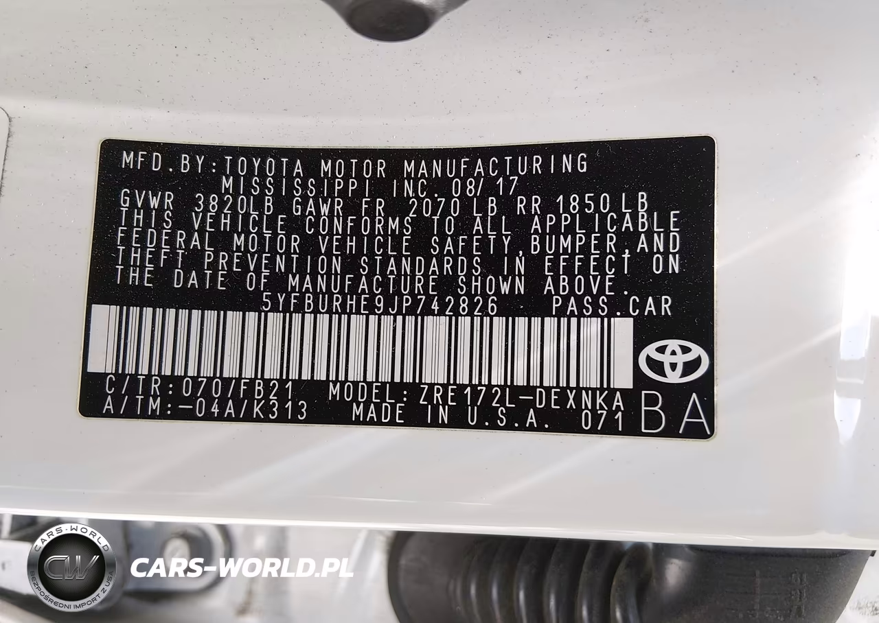 2018 Toyota Corolla Le VIN:5YFBURHE9JP742826 - 9
