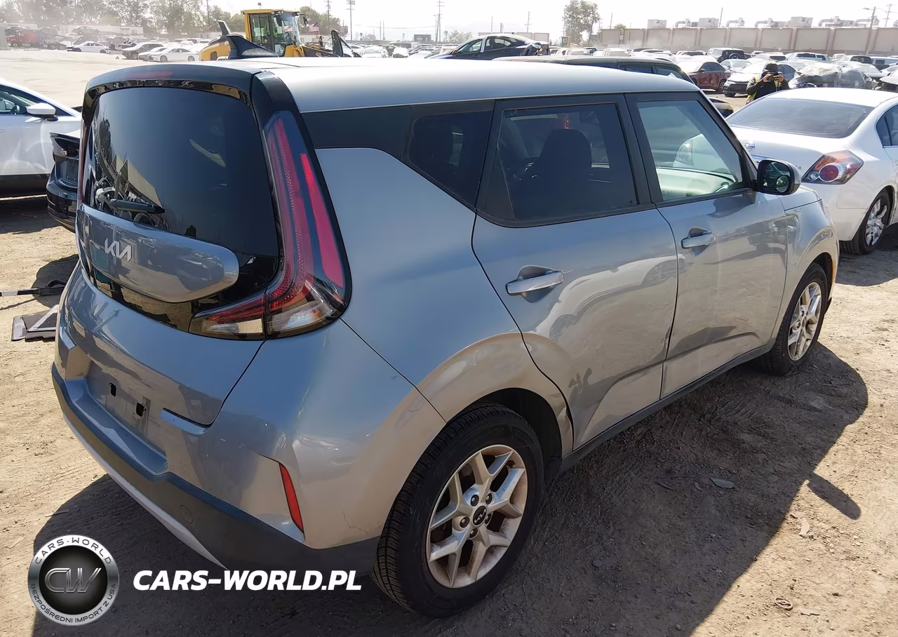 2023 Kia Soul Lx VIN:KNDJ23AU9P7852110 - 4