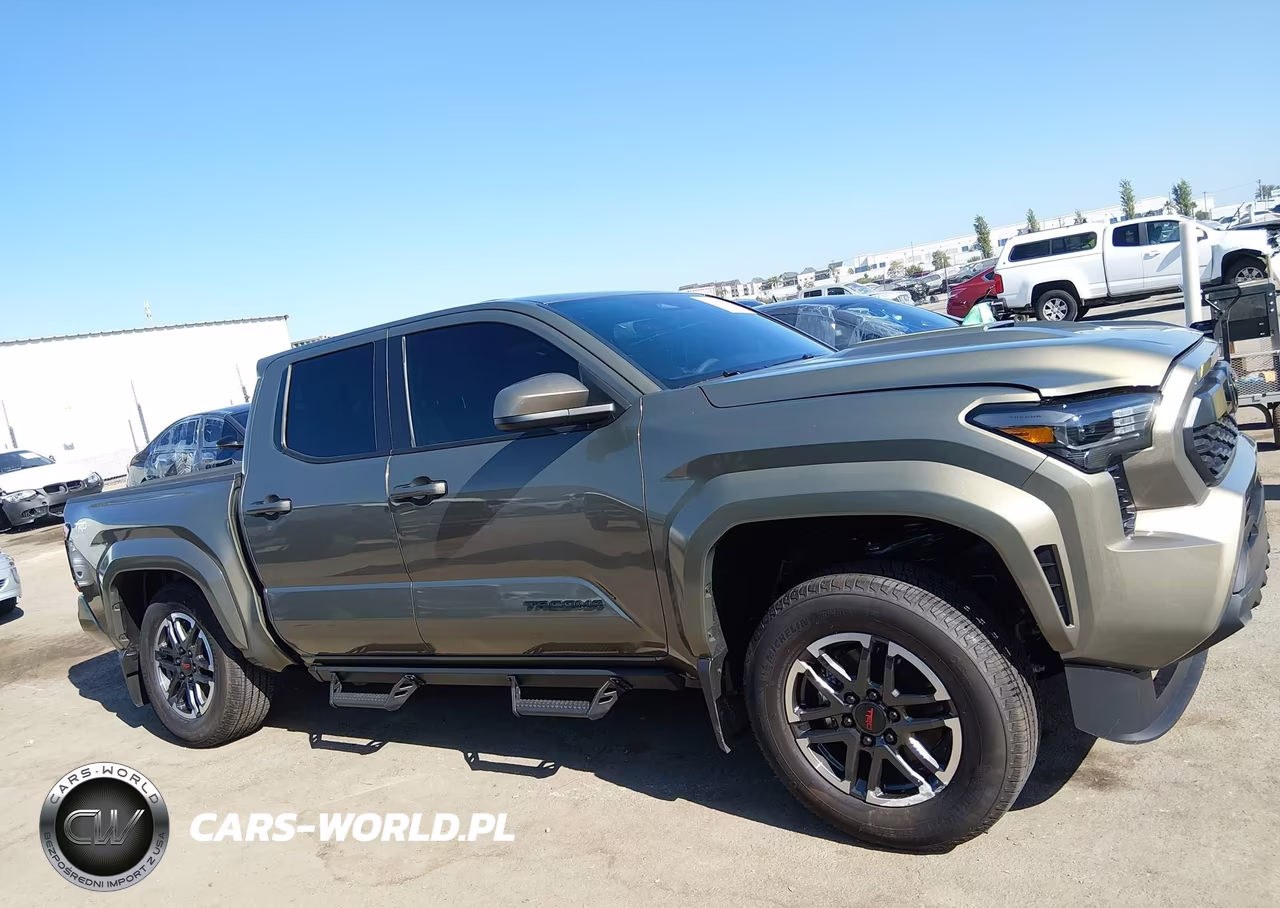 2026 Toyota Tacoma Trd Sport VIN:3TMKB5FNXTM070724 - 13