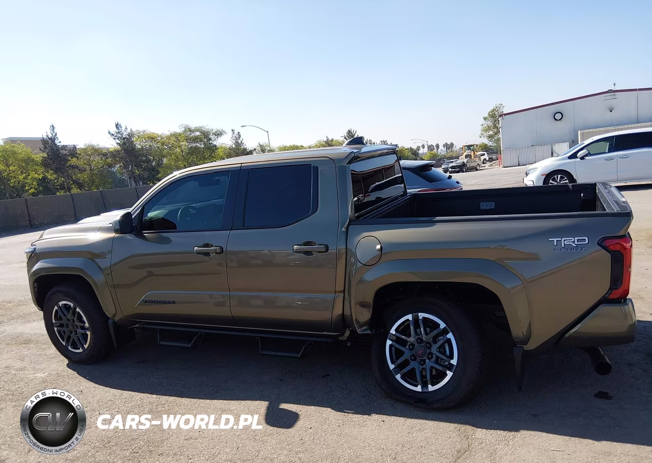2026 Toyota Tacoma Trd Sport VIN:3TMKB5FNXTM070724 - 14