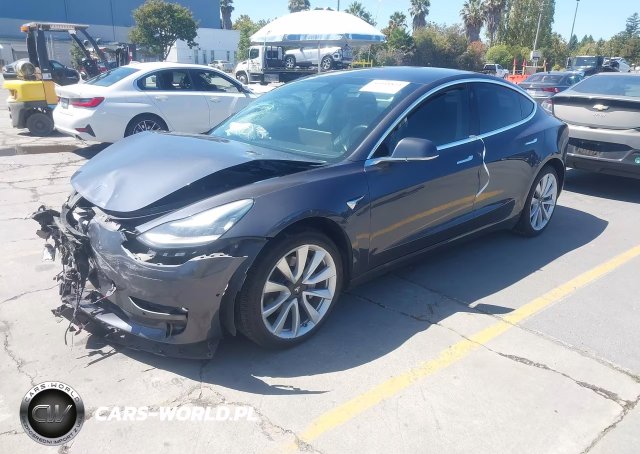 2018 Tesla Model 3 Long Range-Mid Range VIN:5YJ3E1EA6JF163163 - 2