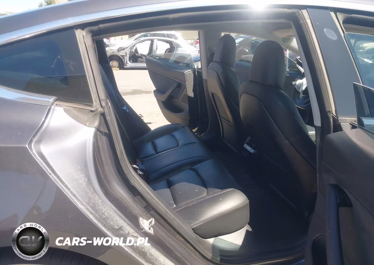 2018 Tesla Model 3 Long Range-Mid Range VIN:5YJ3E1EA6JF163163 - 8