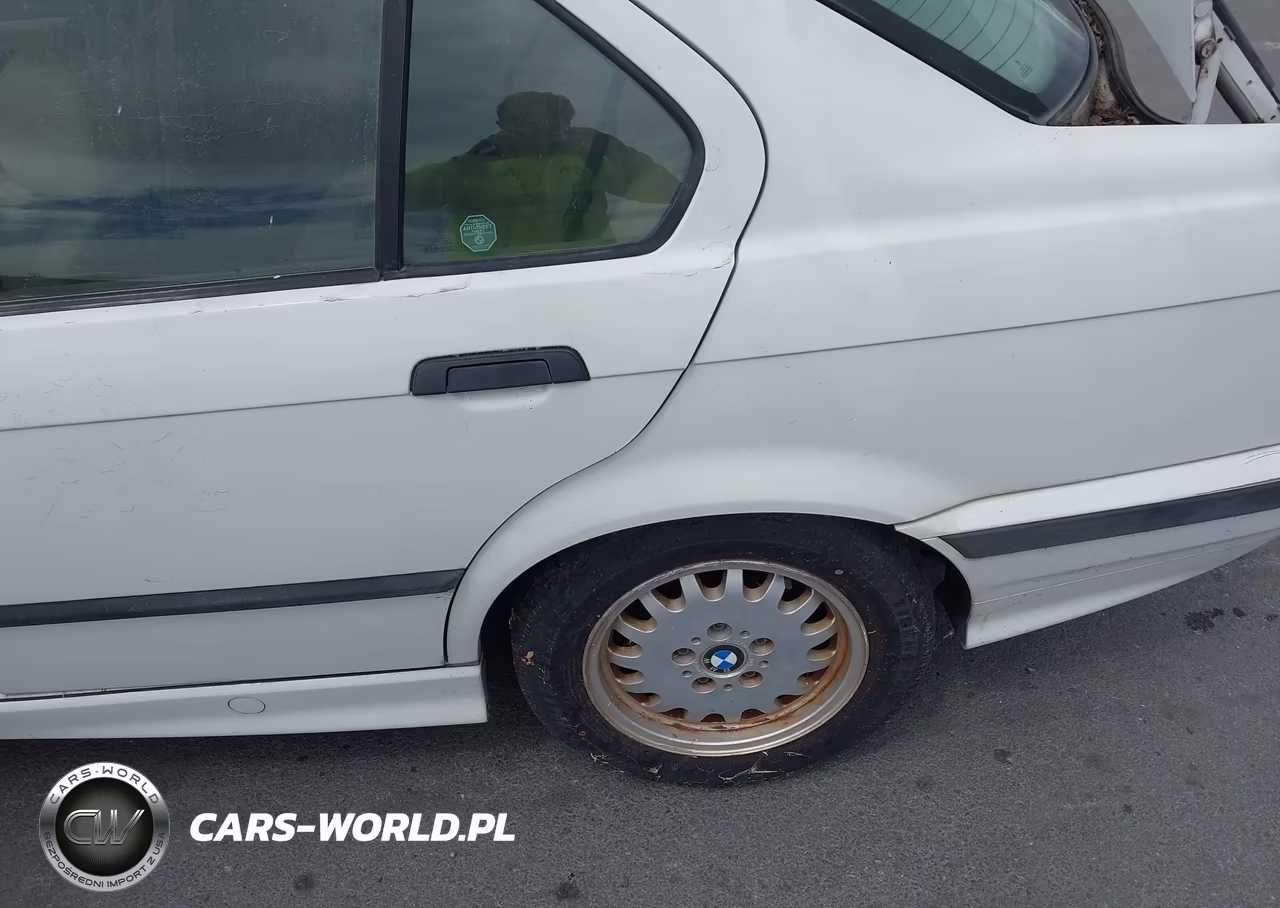 1997 BMW 318I VIN:WBACC0323VEK21908 - 6