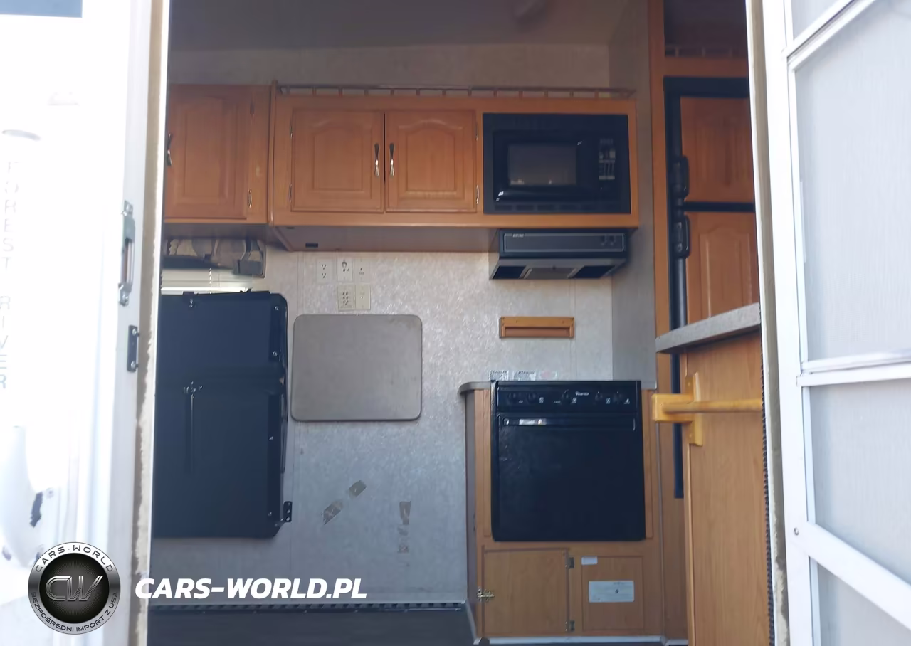 2006 Forest River Sandpiper Toyhauler Travel Trailer VIN:4X4FSAH256C018446 - 5