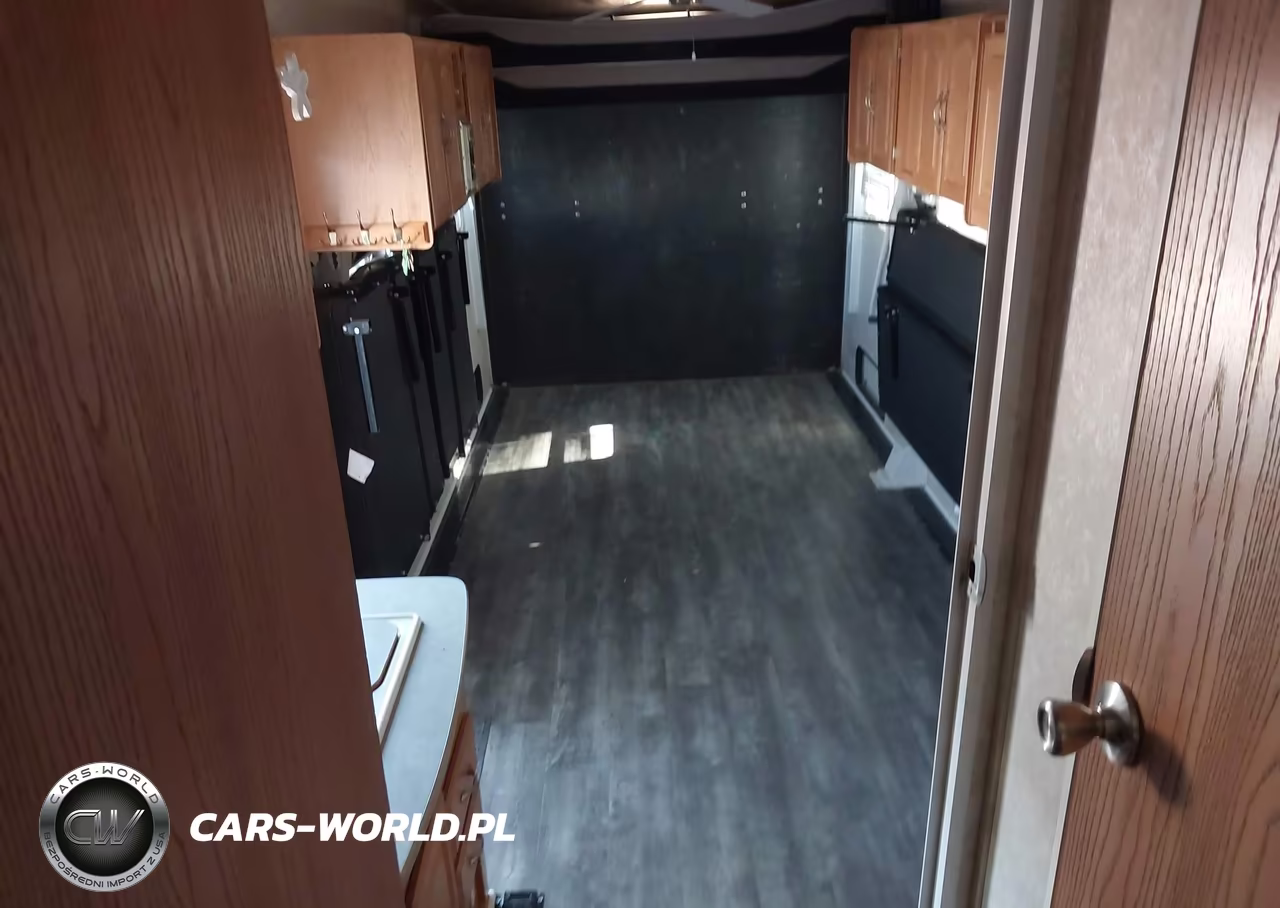 2006 Forest River Sandpiper Toyhauler Travel Trailer VIN:4X4FSAH256C018446 - 8