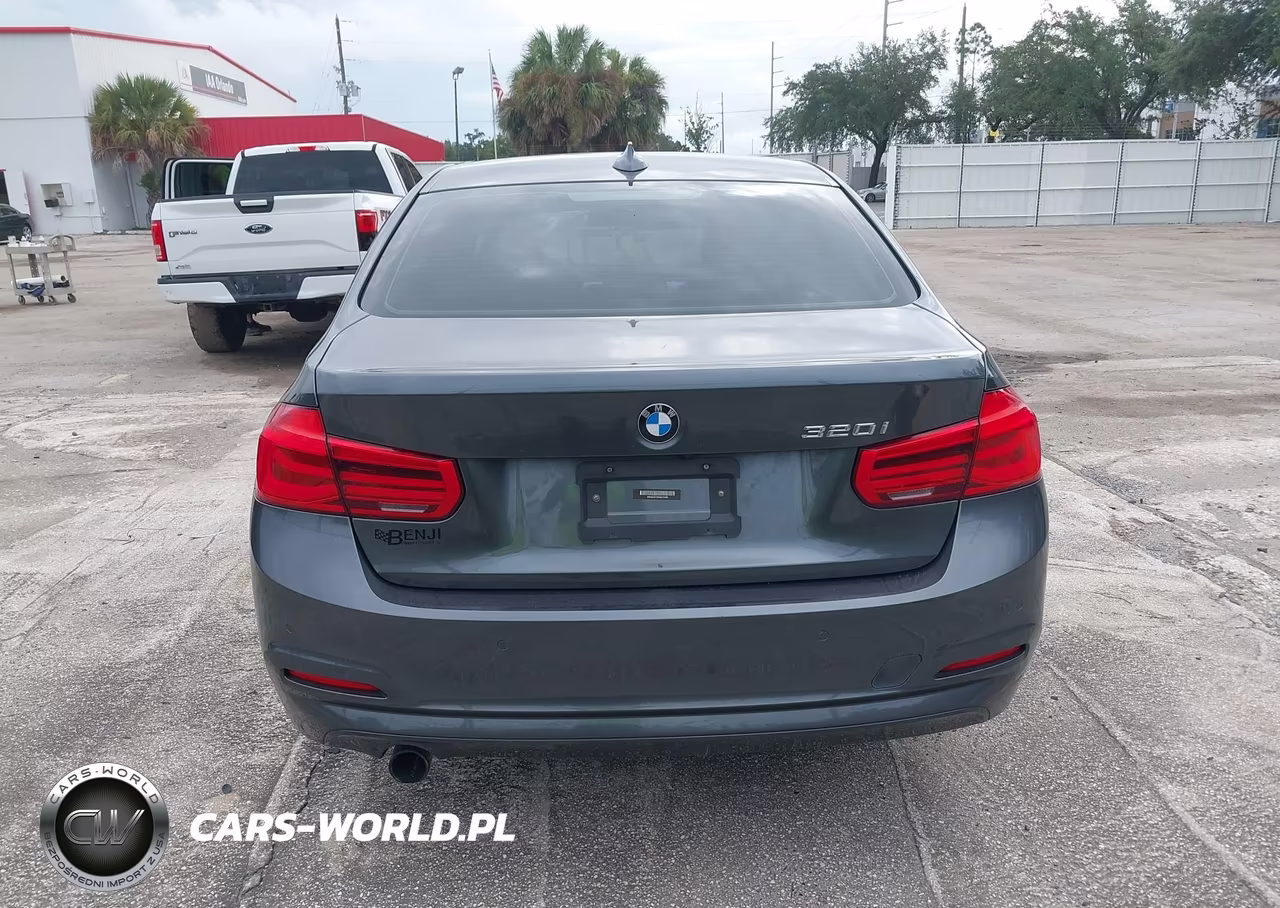 2017 BMW 320I VIN:WBA8A9C59HK619480 - 16