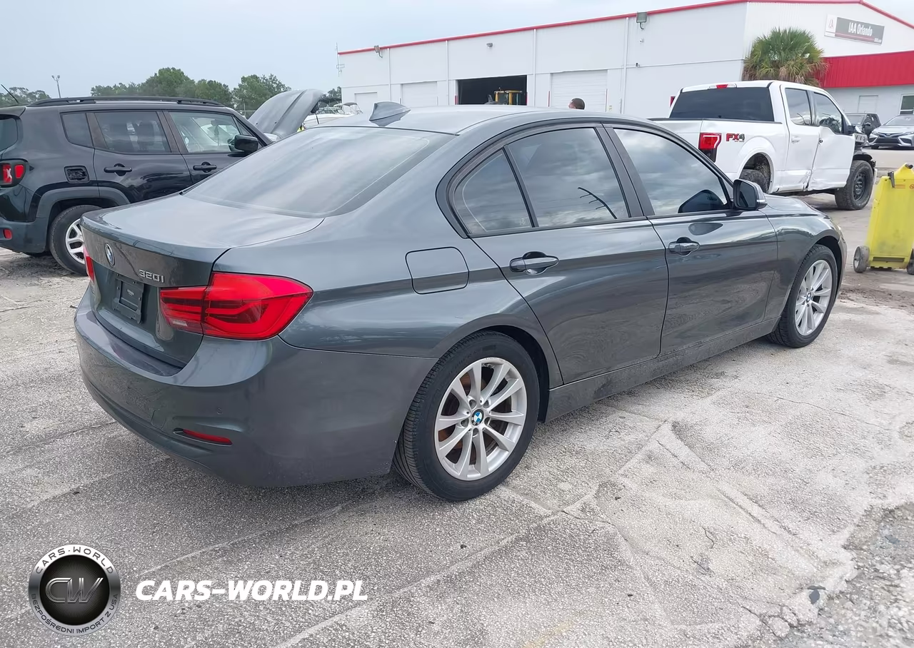 2017 BMW 320I VIN:WBA8A9C59HK619480 - 4