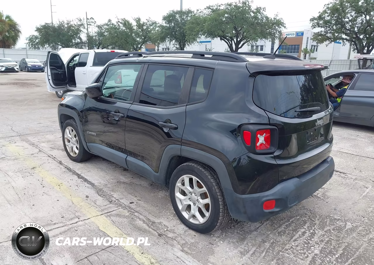2016 Jeep Renegade Latitude VIN:ZACCJABT0GPE16822 - 3
