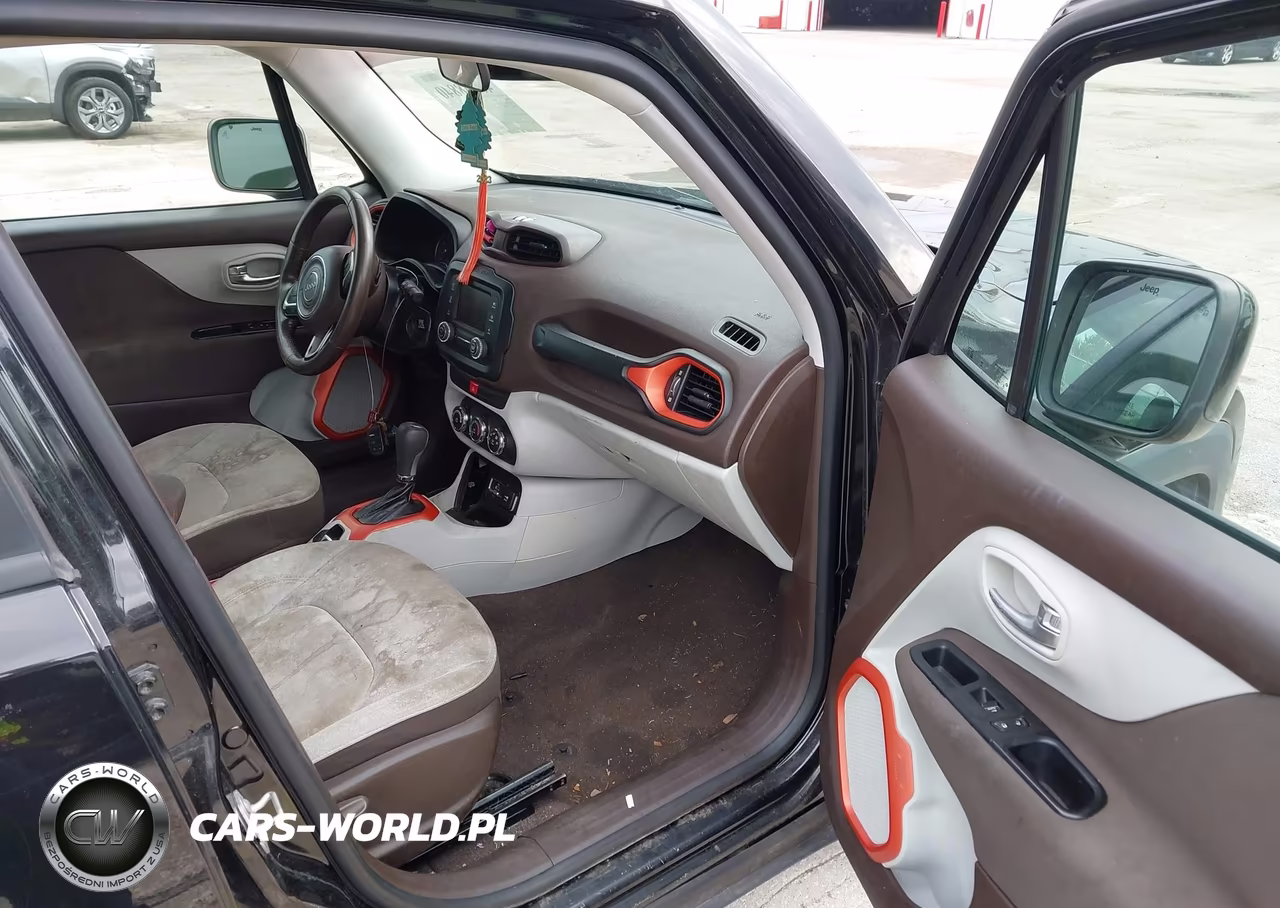 2016 Jeep Renegade Latitude VIN:ZACCJABT0GPE16822 - 5