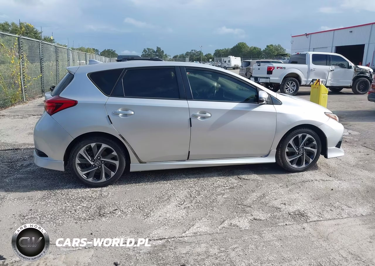 2018 Toyota Corolla Im VIN:JTNKARJE3JJ559599 - 13