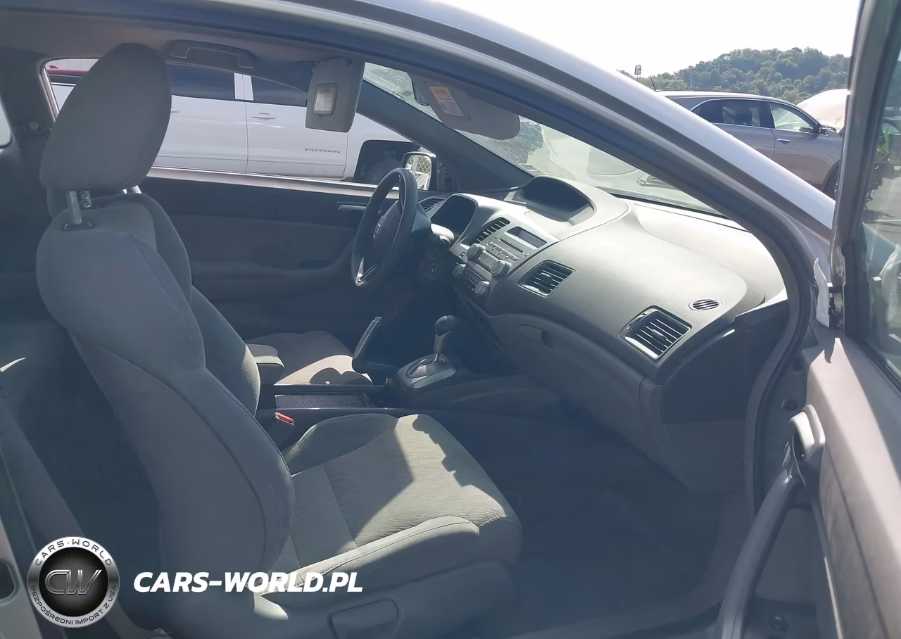 2006 Honda Civic Lx VIN:2HGFG12606H560488 - 5