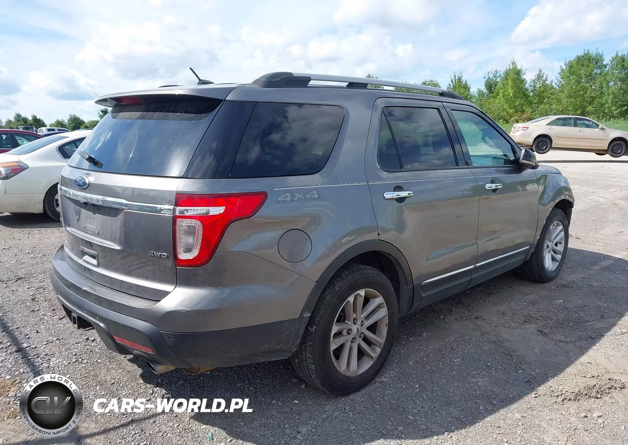 2012 Ford Explorer Xlt VIN:1FMHK8D83CGA34288 - 4