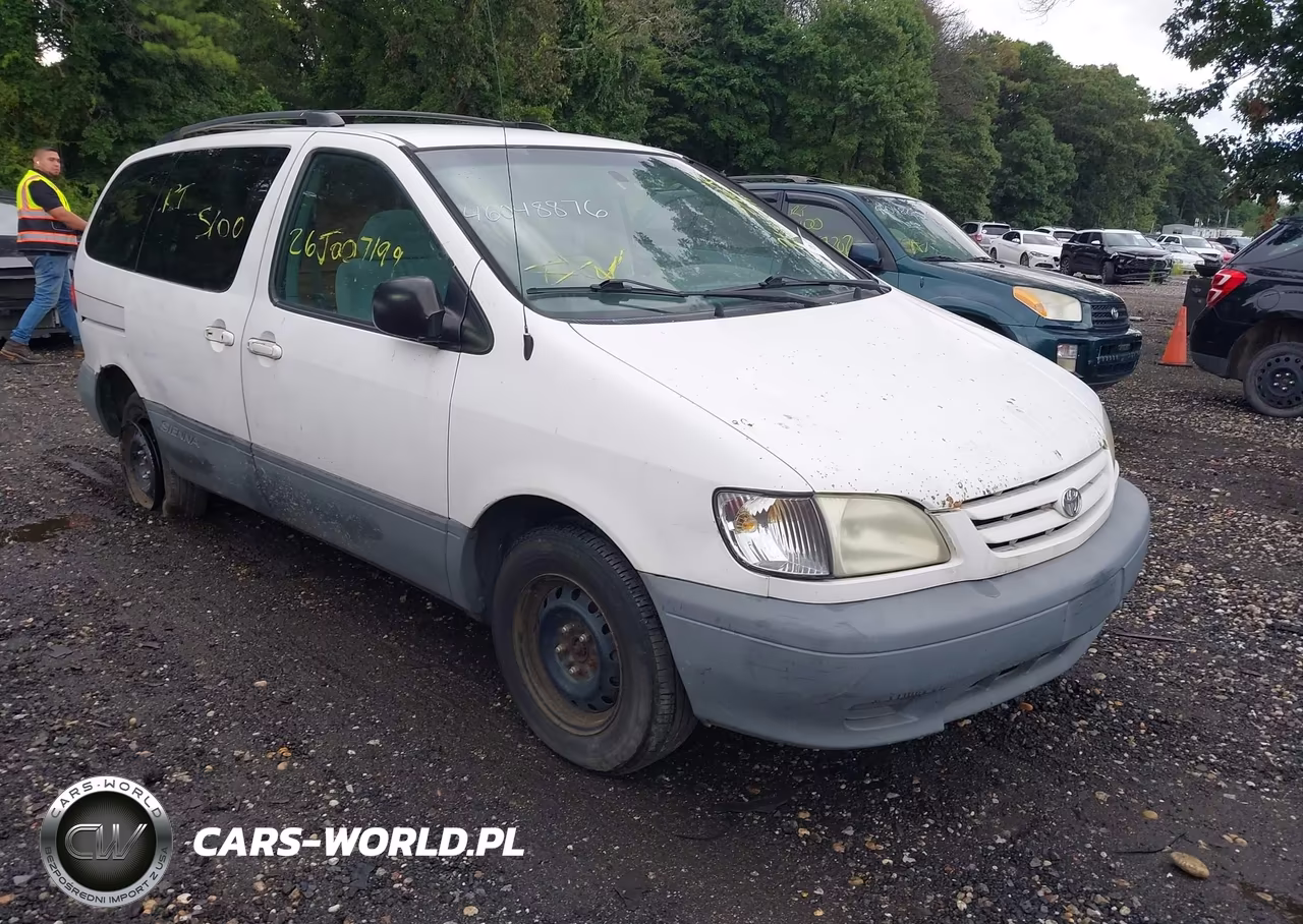 2003 Toyota Sienna Le