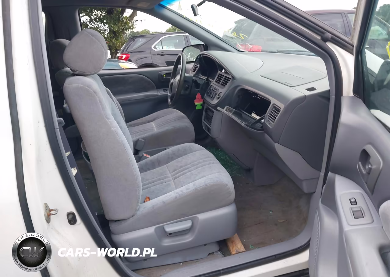 2003 Toyota Sienna Le VIN:4T3ZF13C13U535002 - 5