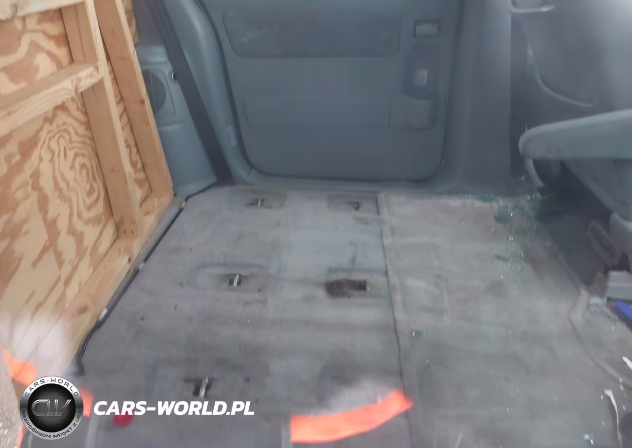 2003 Toyota Sienna Le VIN:4T3ZF13C13U535002 - 8