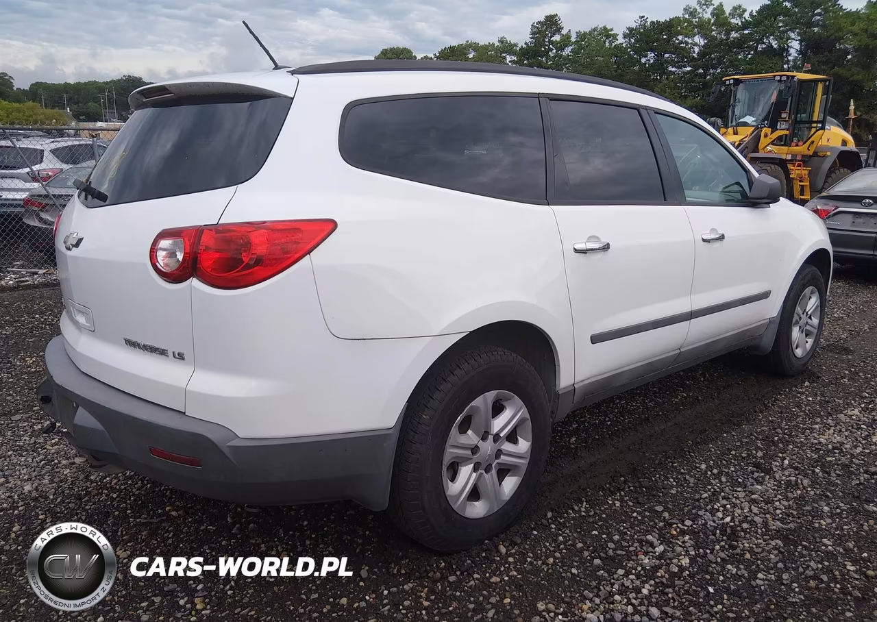 2010 Chevrolet Traverse Ls VIN:1GNLREED8AS109198 - 4