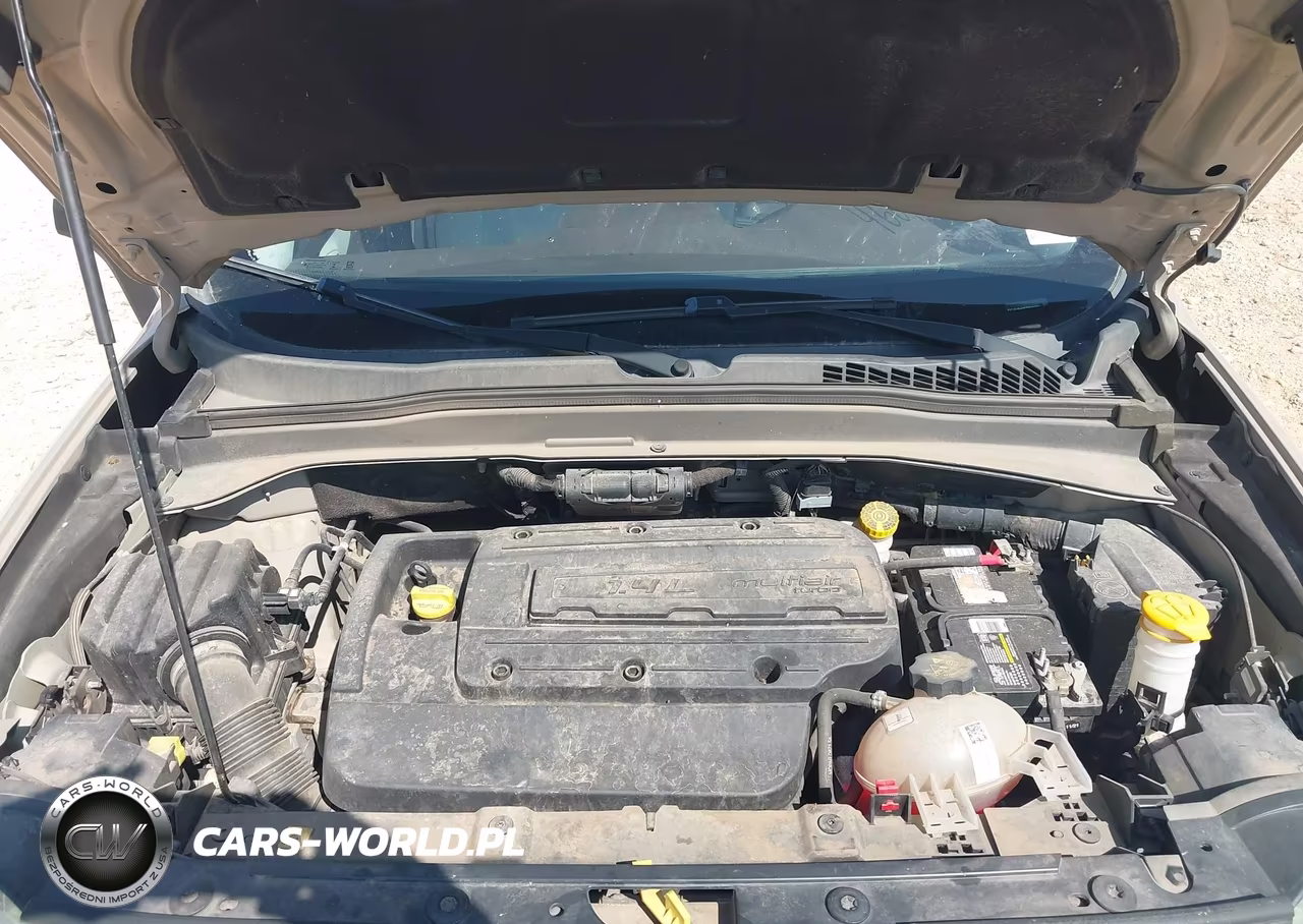 2015 Jeep Renegade Latitude VIN:ZACCJABH0FPB65323 - 10