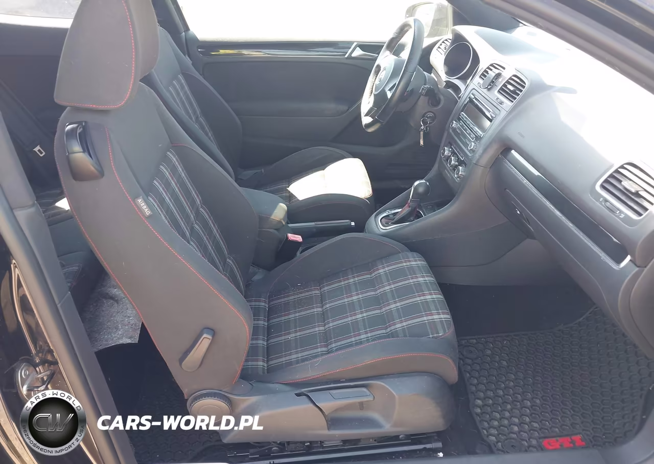 2011 Volkswagen Gti 2-Door VIN:WVWFV7AJ0BW047041 - 5