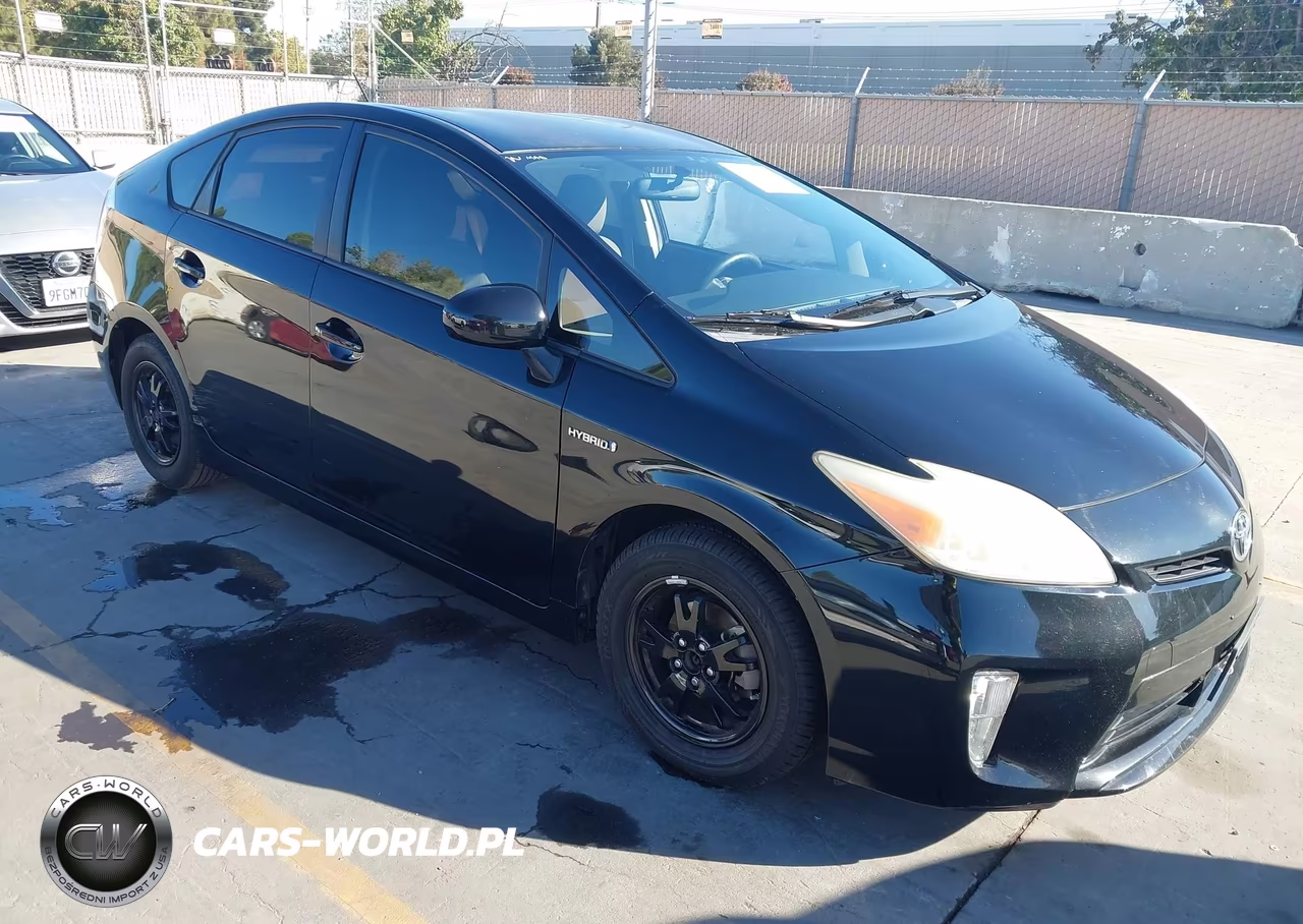 2014 Toyota Prius Three VIN:JTDKN3DU5E1738497 - 1