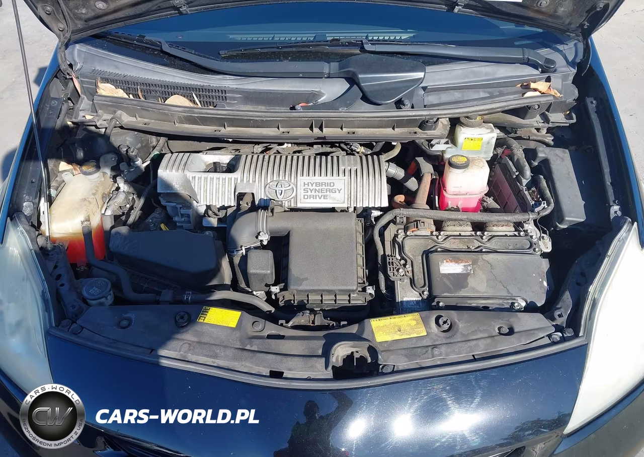 2014 Toyota Prius Three VIN:JTDKN3DU5E1738497 - 10