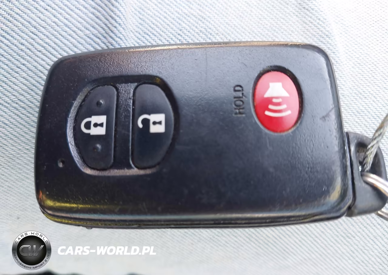 2014 Toyota Prius Three VIN:JTDKN3DU5E1738497 - 11