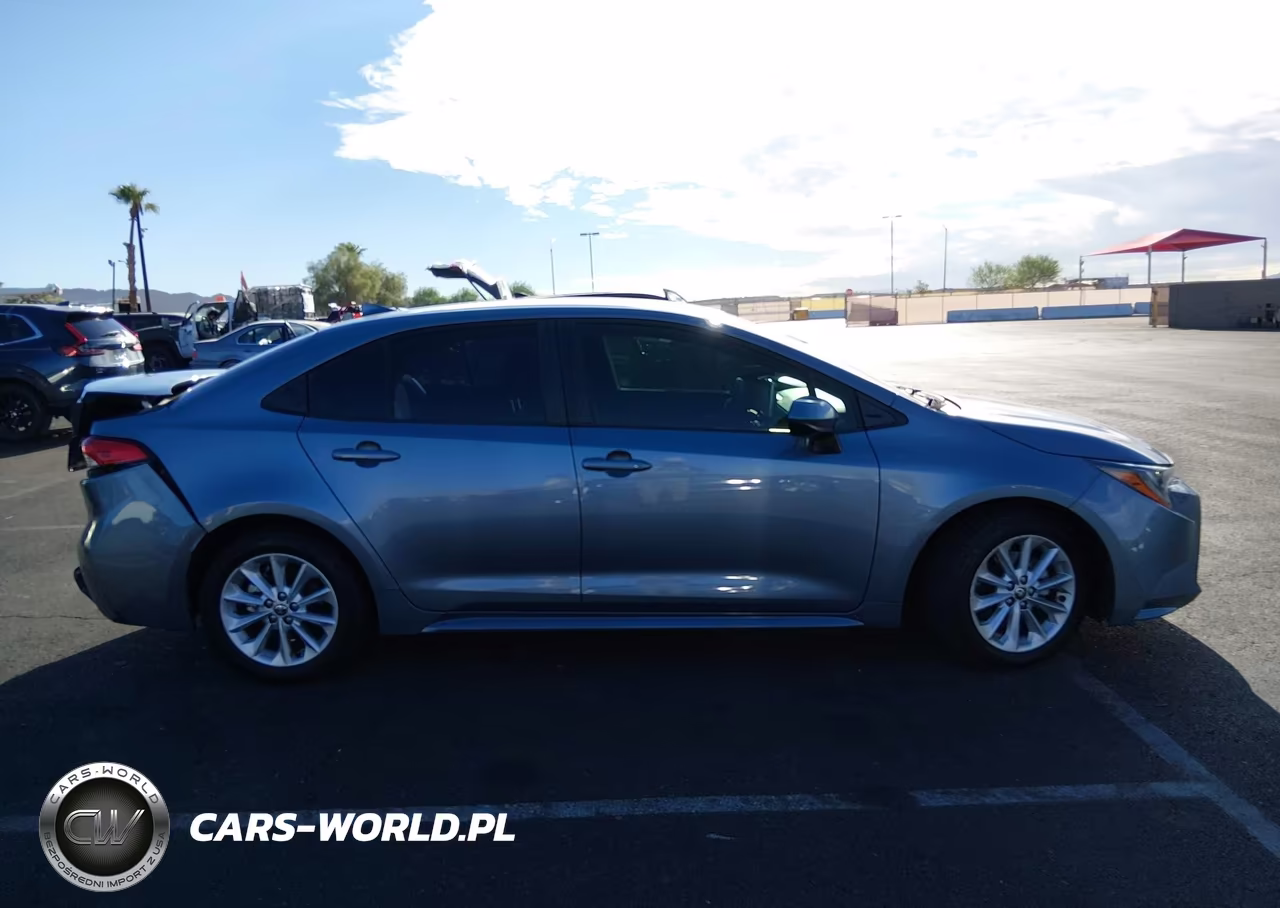 2021 Toyota Corolla Le VIN:JTDVPMAE8MJ159822 - 13
