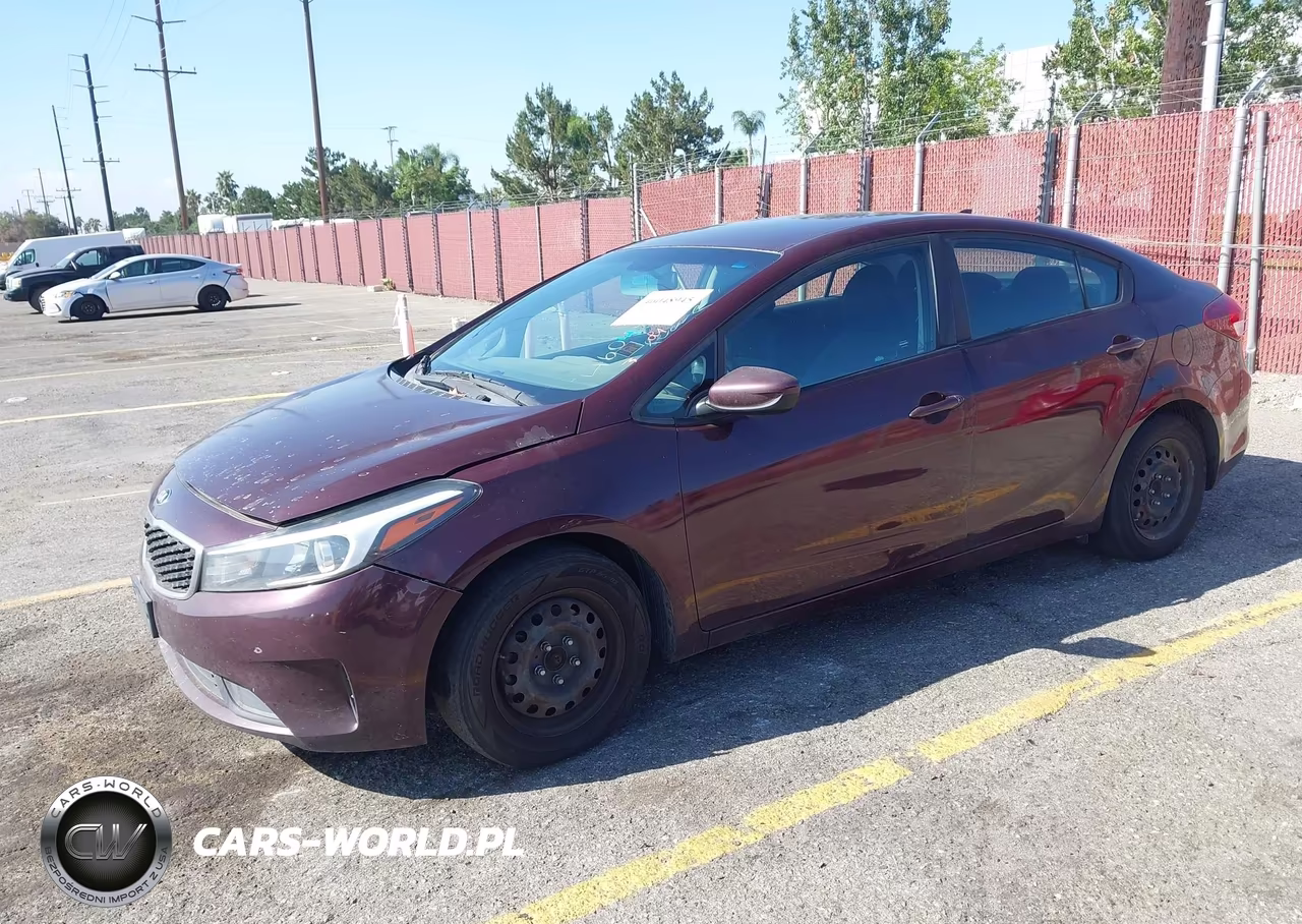 2018 Kia Forte Lx VIN:3KPFK4A71JE220795 - 2
