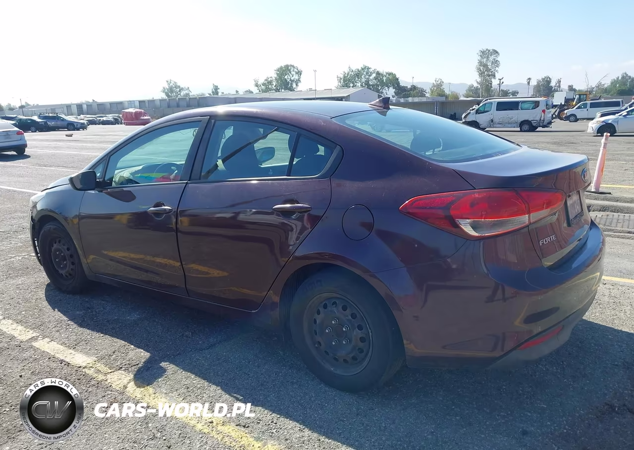 2018 Kia Forte Lx VIN:3KPFK4A71JE220795 - 3