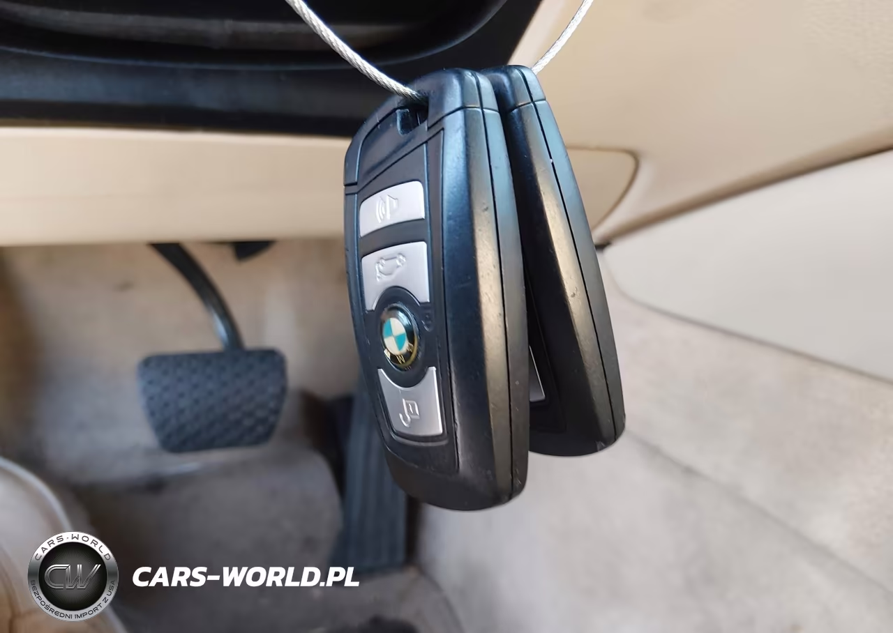 2012 BMW 535I VIN:WBAFR7C51CC815775 - 11