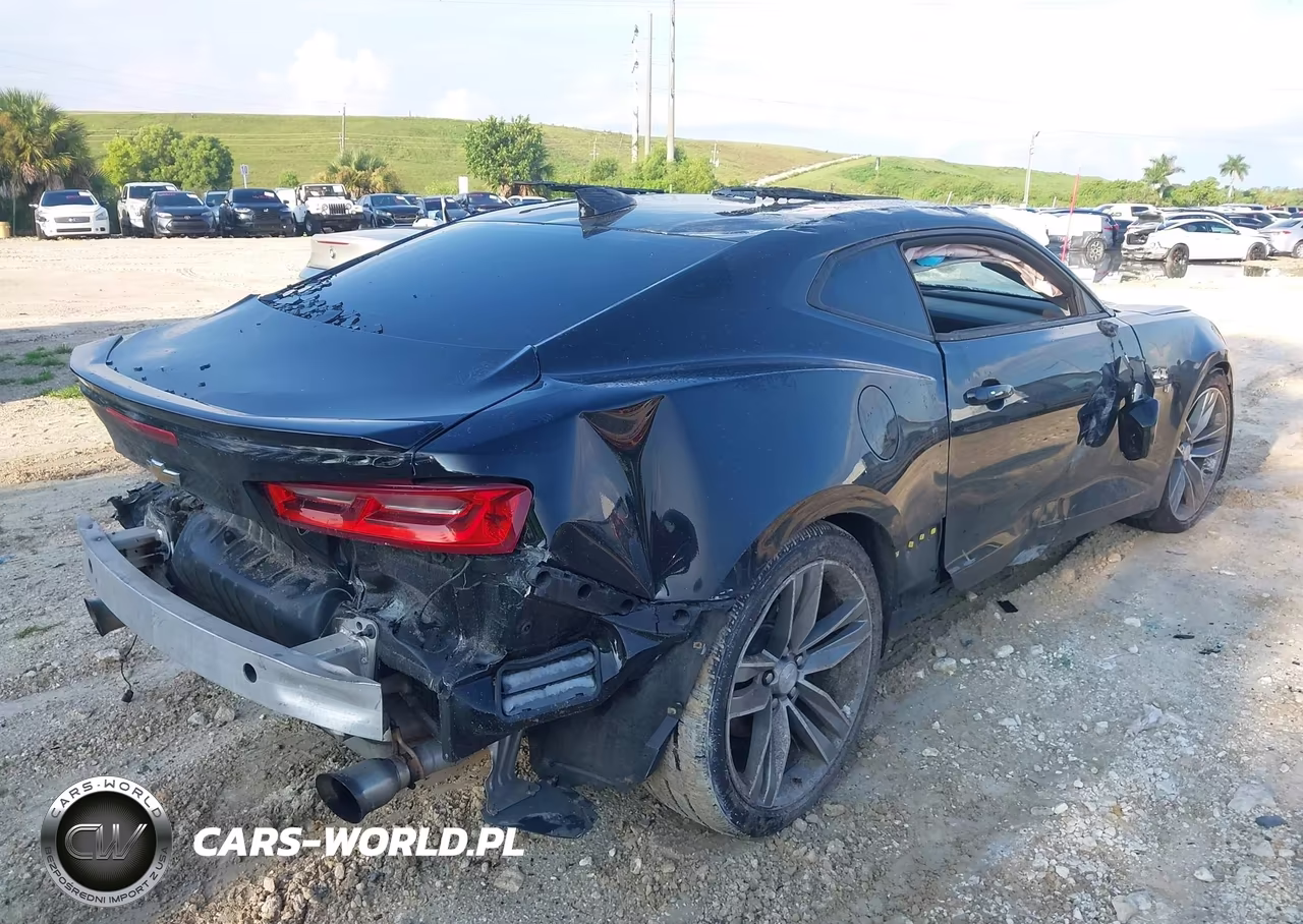 2018 Chevrolet Camaro 1Lt VIN:1G1FB1RS1J0116235 - 4