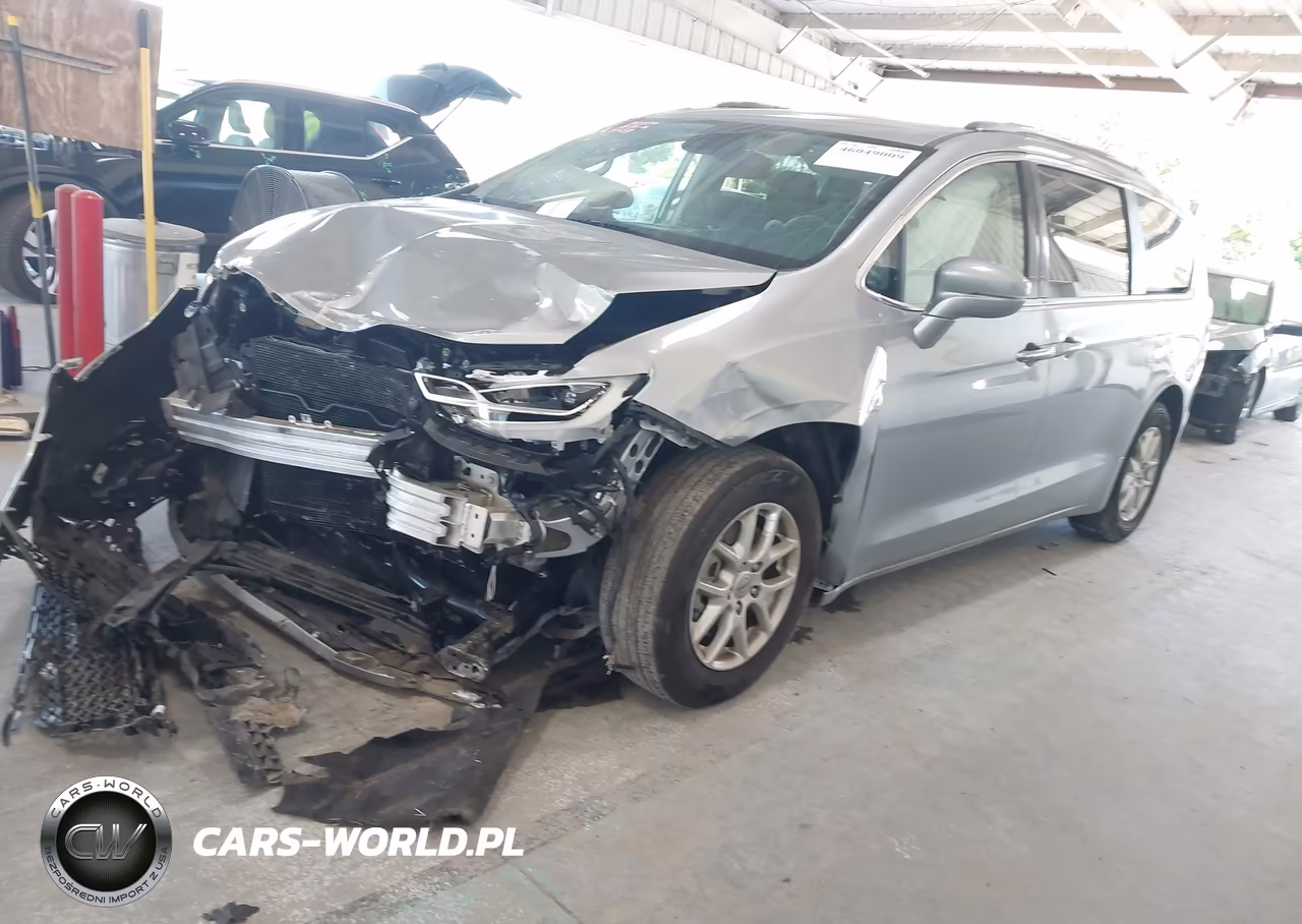 2021 Chrysler Pacifica Touring L VIN:2C4RC1BG5MR576239 - 2
