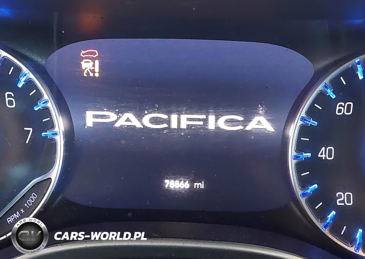 2021 Chrysler Pacifica Touring L VIN:2C4RC1BG5MR576239 - 7