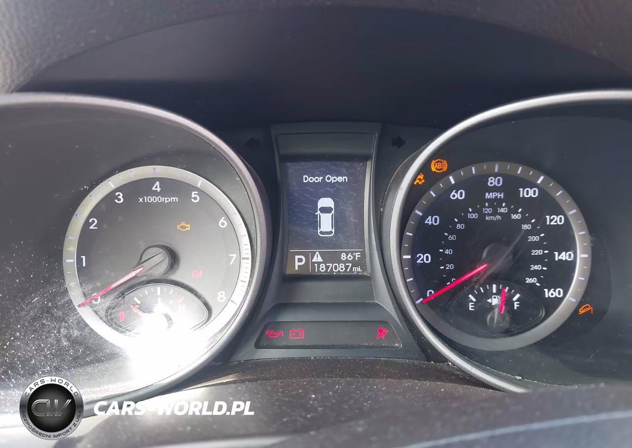 2014 Hyundai Santa Fe Sport 2.4L VIN:5XYZU3LB7EG186731 - 7