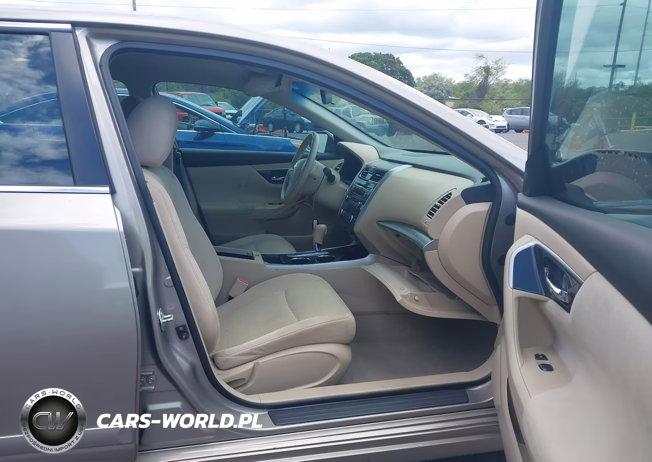 2014 Nissan Altima 2.5 VIN:1N4AL3AP4EC165831 - 5