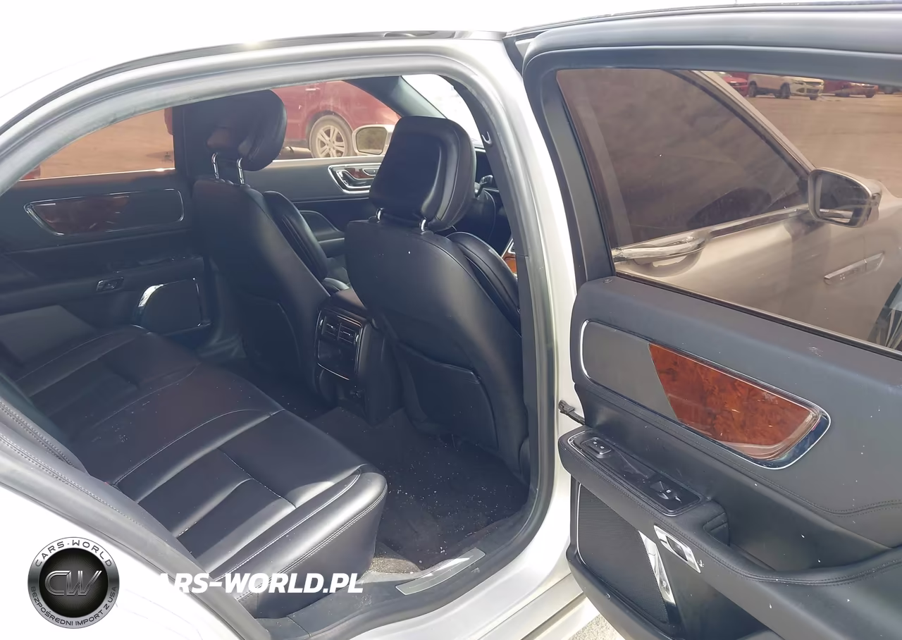 2019 Lincoln Continental Standard VIN:1LN6L9PK8K5604586 - 8