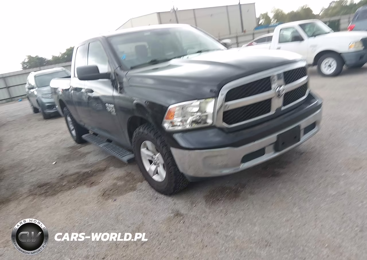 2019 Ram 1500 Classic Tradesman 4X2 6'4 Box VIN:1C6RR6FG1KS563061 - 1