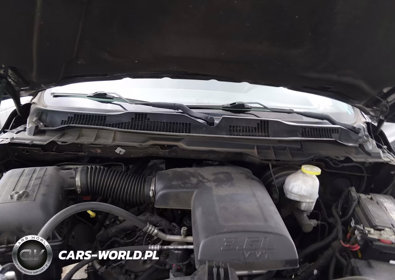 2019 Ram 1500 Classic Tradesman 4X2 6'4 Box VIN:1C6RR6FG1KS563061 - 10