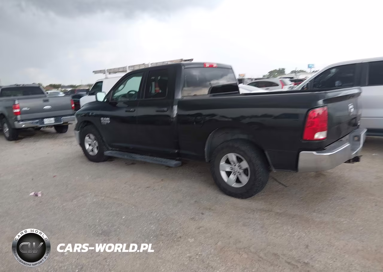 2019 Ram 1500 Classic Tradesman 4X2 6'4 Box VIN:1C6RR6FG1KS563061 - 3