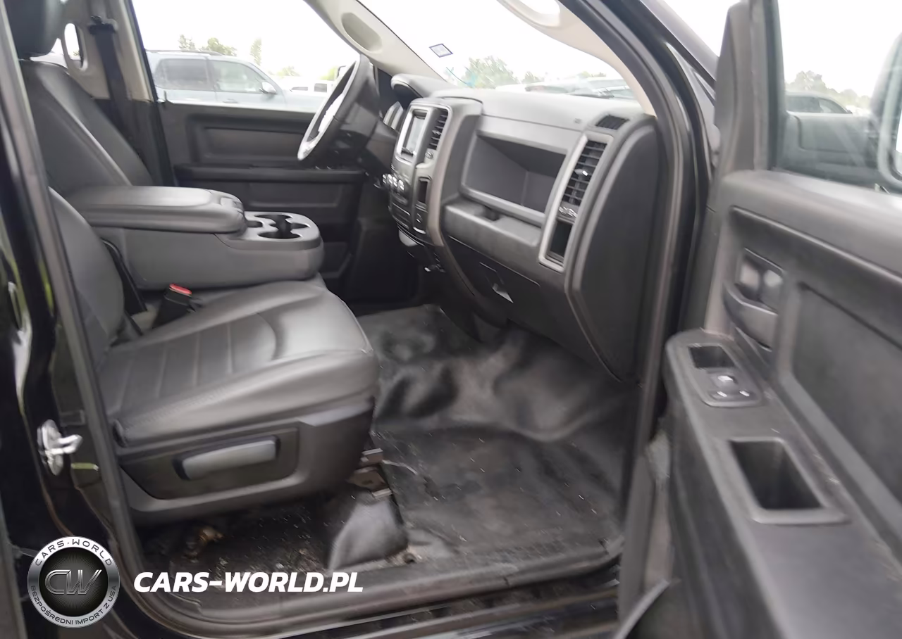 2019 Ram 1500 Classic Tradesman 4X2 6'4 Box VIN:1C6RR6FG1KS563061 - 5
