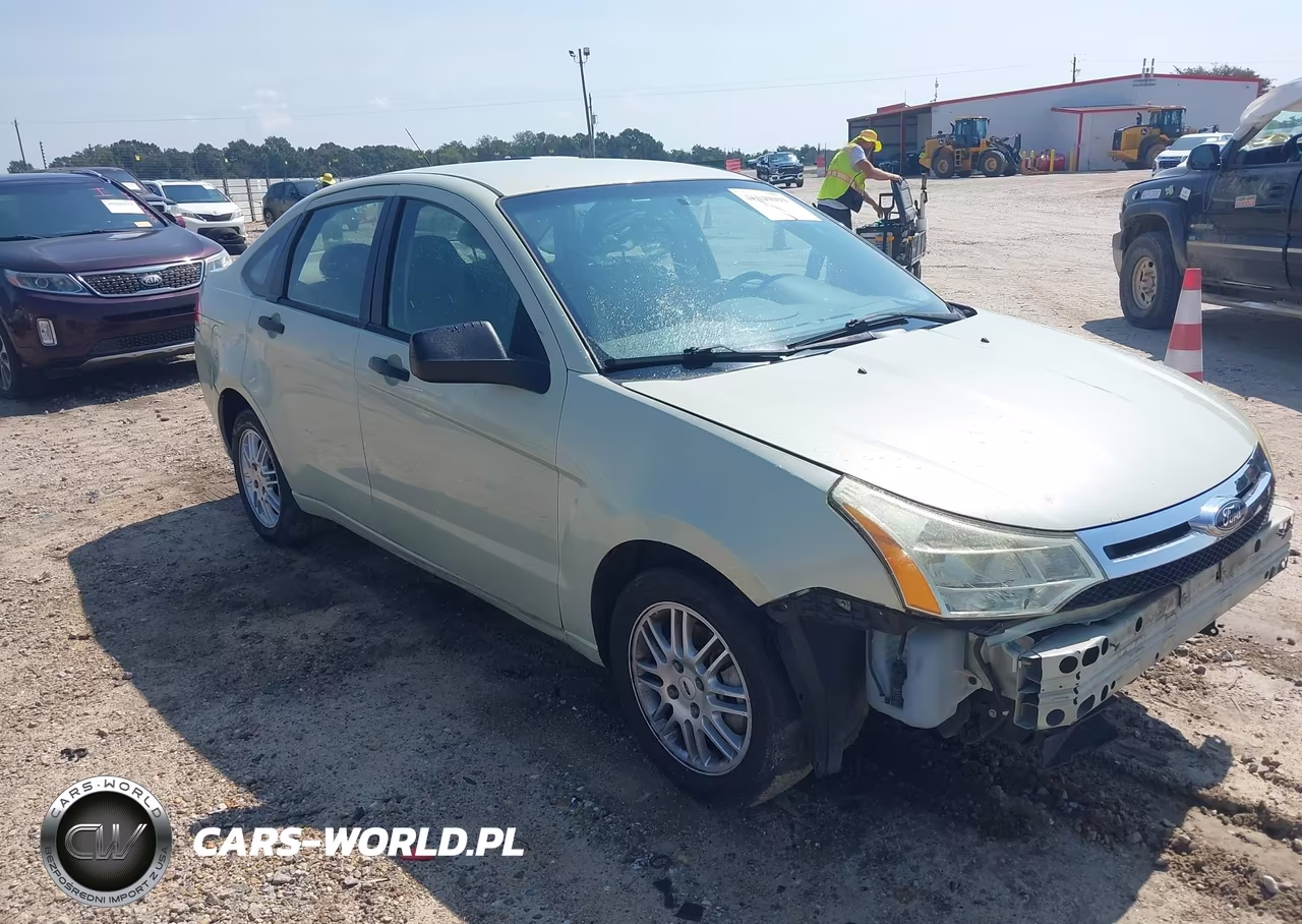 2010 Ford Focus Se VIN:1FAHP3FN5AW170801 - 1