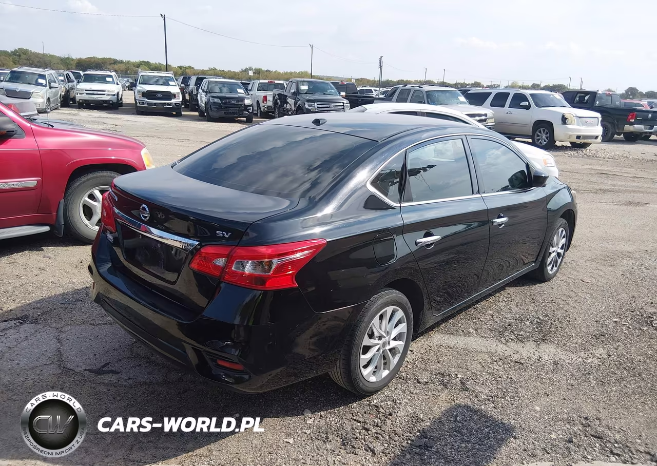2018 Nissan Sentra Sv VIN:3N1AB7AP7JL657131 - 4