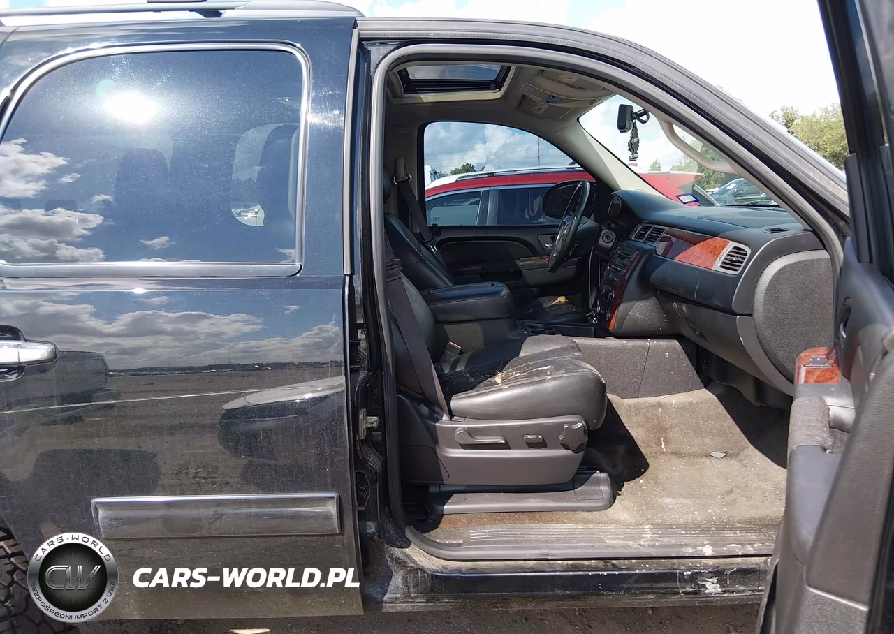 2013 Chevrolet Tahoe Lt VIN:1GNSCBE01DR356292 - 5
