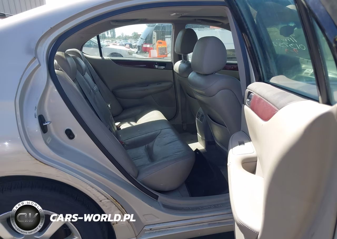 2002 Lexus Es 300 VIN:JTHBF30G825013752 - 8