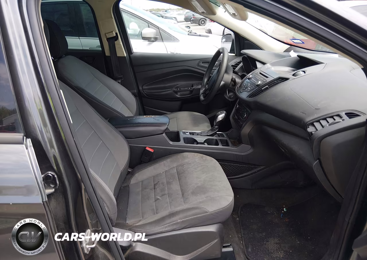2018 Ford Escape S VIN:1FMCU0F71JUC06326 - 5